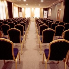 Отель Husa Center