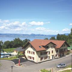 Отель Park & Suites Village Lugrin парковка
