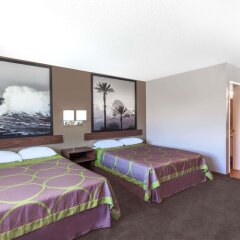 Отель Super 8 by Wyndham Canoga Park США, Лос-Анджелес - отзывы, цены и фото номеров - забронировать отель Super 8 by Wyndham Canoga Park онлайн комната для гостей фото 2