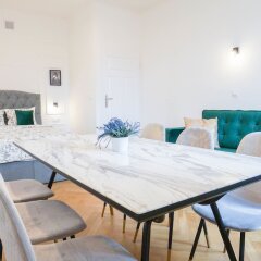 Отель AAA STAY Premium Apartments Old Town Польша, Варшава - отзывы, цены и фото номеров - забронировать отель AAA STAY Premium Apartments Old Town онлайн помещение для мероприятий