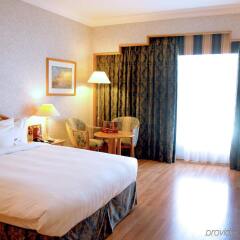 Отель Crowne Plaza Abu Dhabi ОАЭ, Абу-Даби - отзывы, цены и фото номеров - забронировать отель Crowne Plaza Abu Dhabi онлайн комната для гостей фото 5