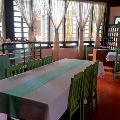 Отель Palawan Village Hotel Филиппины, Пуэрто-Принцеса - отзывы, цены и фото номеров - забронировать отель Palawan Village Hotel онлайн гостиничный бар
