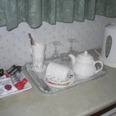 Отель Acer Lodge Guest House Эдинбург в номере