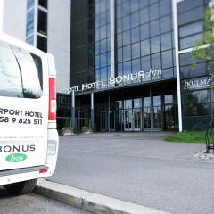 Отель Airport Hotel Bonus Inn Финляндия, Вантаа - 13 отзывов об отеле, цены и фото номеров - забронировать отель Airport Hotel Bonus Inn онлайн парковка
