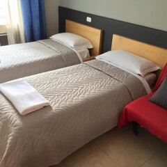 Отель Overseas Guest House комната для гостей фото 2