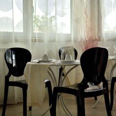 Отель Rome & Suites фитнесс-зал