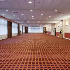 Отель Holiday Inn Amsterdam с домашними животными