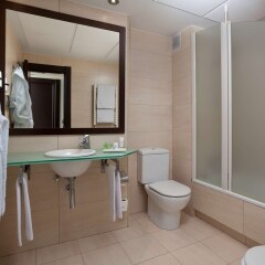 Nh Ciudad De Santander Hotel Сантандер ванная