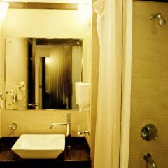 Отель goStops Delhi (Stops Hostel Delhi) Индия, Нью-Дели - отзывы, цены и фото номеров - забронировать отель goStops Delhi (Stops Hostel Delhi) онлайн ванная фото 2