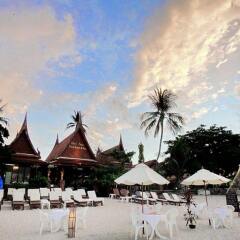Отель White House Beach Resort пляж фото 2