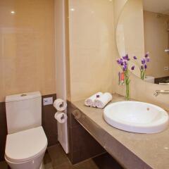 Отель Louis Phaethon Beach - All Inclusive ванная фото 2