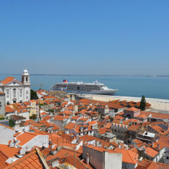 Апартаменты Hello Lisbon Castelo Apartments пляж фото 2