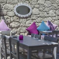 Отель Alacati Alanur Otel Чешме гостиничный бар