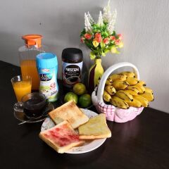 Feel Like Home Dormitory - Hostel гостиничный бар