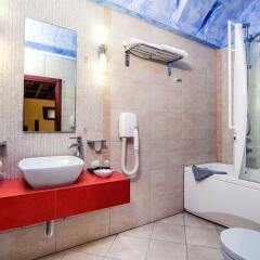 Отель Avalon Boutique Suites Hotel Греция, Родос - отзывы, цены и фото номеров - забронировать отель Avalon Boutique Suites Hotel онлайн ванная фото 2