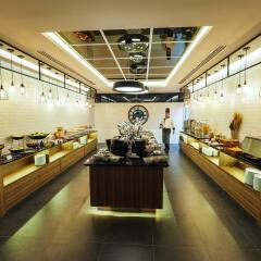 130 Hotel & Residence Bangkok развлечения