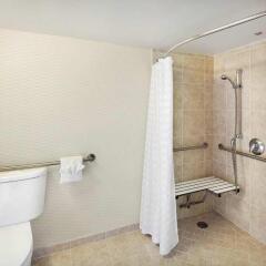 Embassy Suites Hotel Milpitas-Silicon Valley ванная фото 2