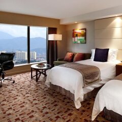 Отель InterContinental Kuala Lumpur Малайзия, Куала-Лумпур - 1 отзыв об отеле, цены и фото номеров - забронировать отель InterContinental Kuala Lumpur онлайн комната для гостей фото 5