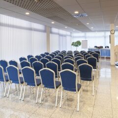 Отель Holiday Inn Bratislava интерьер отеля фото 3