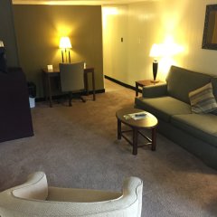 Rodeway Inn & Suites - Charles Town, WV in Charles Town, United States of America from 91$, photos, reviews - zenhotels.com guestroom photo 2