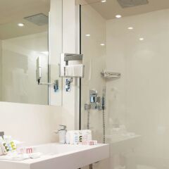 Отель Mercure Paris Place d'Italie ванная