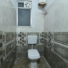 OYO 23085 Baba Hotel ванная фото 2