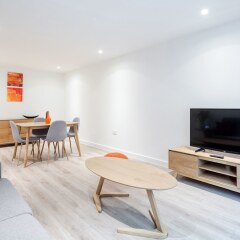 Апартаменты LCS New Compton Apartments комната для гостей фото 3