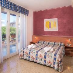 Hotel Azzorre & Antille комната для гостей