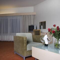 Отель Hermis Hotel Литва, Каунас - 1 отзыв об отеле, цены и фото номеров - забронировать отель Hermis Hotel онлайн комната для гостей фото 4