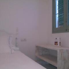 Отель Hostal Juanita Испания, Ивиса - отзывы, цены и фото номеров - забронировать отель Hostal Juanita онлайн комната для гостей фото 2