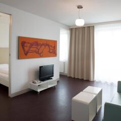 Stanys Hotel & Apartments комната для гостей