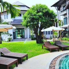 Отель Navatara Phuket Resort с домашними животными