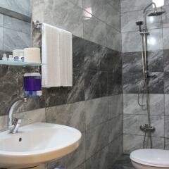 Efehan Hotel Турция, Измир - отзывы, цены и фото номеров - забронировать отель Efehan Hotel онлайн ванная фото 2