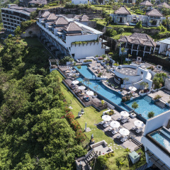 Отель Samabe Bali Suites & Villas бассейн