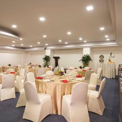 Village Hotel Bugis с домашними животными