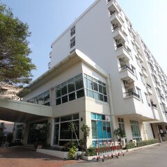 The Royal Bee Apart Hotel Бангкок вид на фасад
