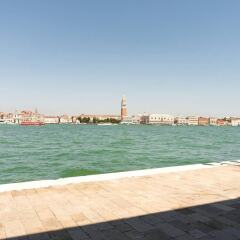Апартаменты Apartment With 4 Bedrooms in Venezia, With Furnished Terrace and Wifi Венеция пляж