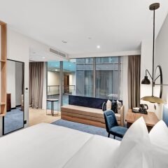 Отель Hilton Garden Inn Riga Old Town Латвия, Рига - отзывы, цены и фото номеров - забронировать отель Hilton Garden Inn Riga Old Town онлайн комната для гостей фото 6