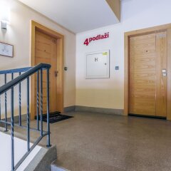 Апартаменты Apartment Charles Bridge спортивное сооружение
