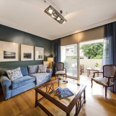 Отель Two Bedroom apt 2' to Acropolis museum by VillaRentalsgr Афины фото 8