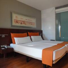 Отель Eurohotel Barcelona Gran Via Fira комната для гостей фото 2