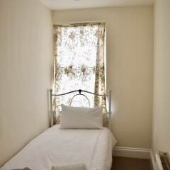 Отель Cosy Flat Minutes From Central Brighton Брайтон комната для гостей фото 3