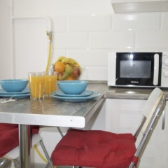 Апартаменты LUXKV Apartment on Nikoloyamskiy 3A в номере