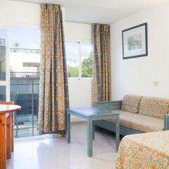 Hotel Apartamentos Central City - Adults Only комната для гостей