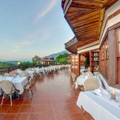 Отель Montana Pine Resort - All Inclusive гостиничный бар