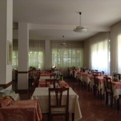 Отель Albergo Ardea Кьянчиано Терме питание
