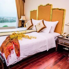 Отель Imperial Hotel Hue Вьетнам, Хюэ - отзывы, цены и фото номеров - забронировать отель Imperial Hotel Hue онлайн удобства в номере фото 2