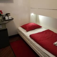 Отель Stockholm Classic Budget Hotell сейф в номере