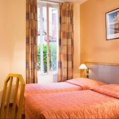 Hotel At Gare du Nord комната для гостей
