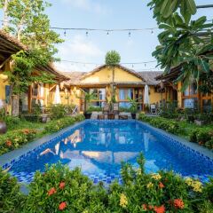 Отель La Belle Anbang Homestay бассейн фото 3